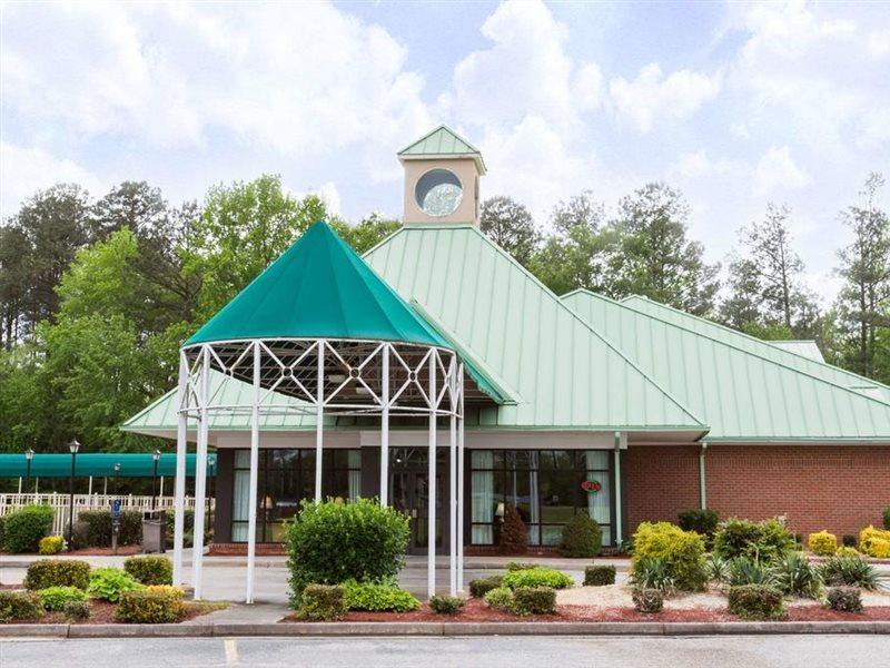 Days Inn By Wyndham Petersburg/South Fort Lee Dış mekan fotoğraf